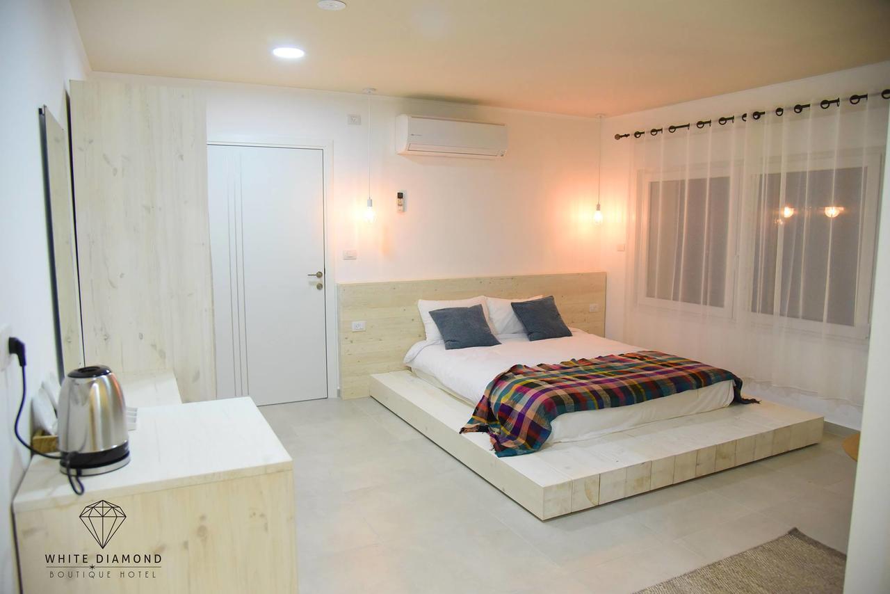 White Diamond Hotel Majdal Shams Exterior photo