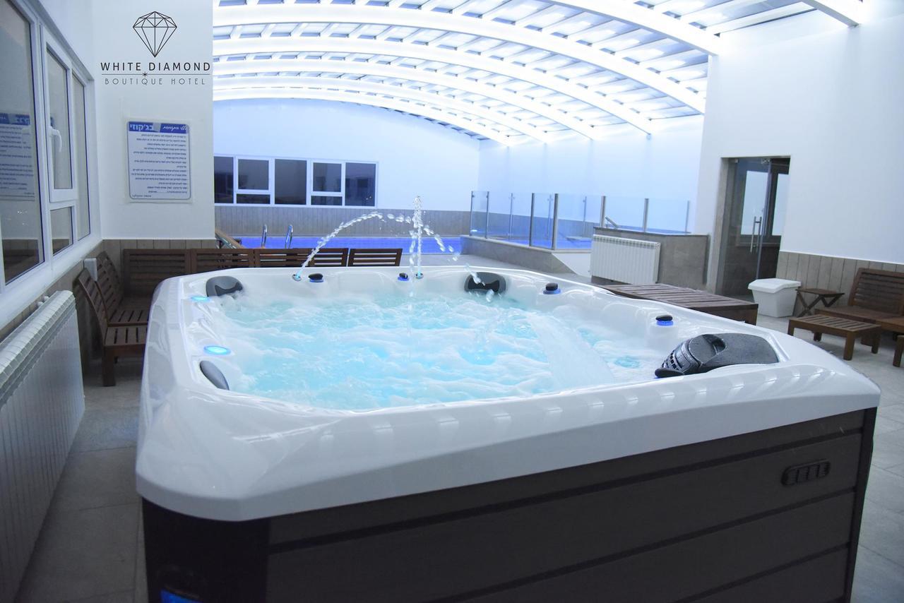 White Diamond Hotel Majdal Shams Exterior photo