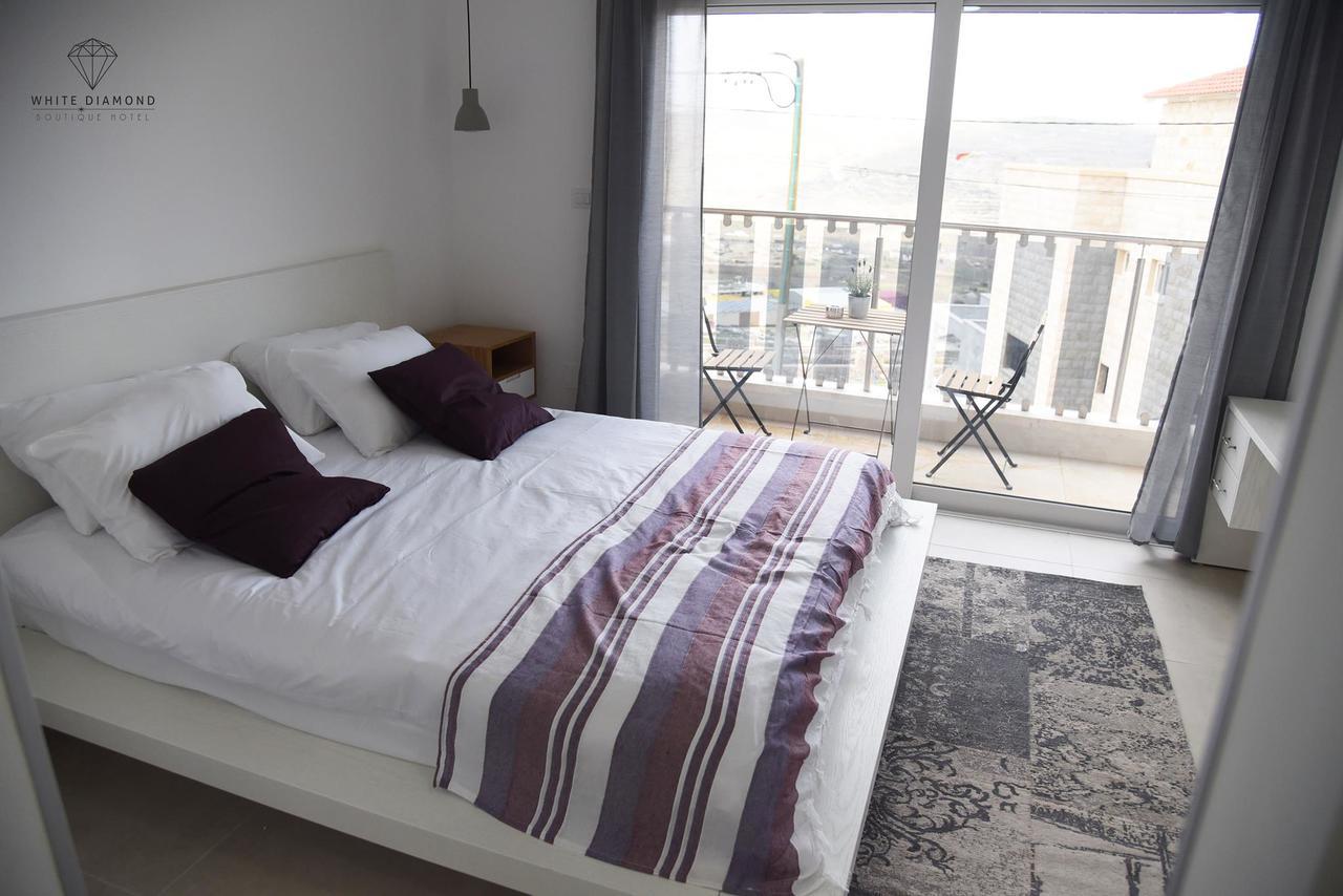 White Diamond Hotel Majdal Shams Exterior photo